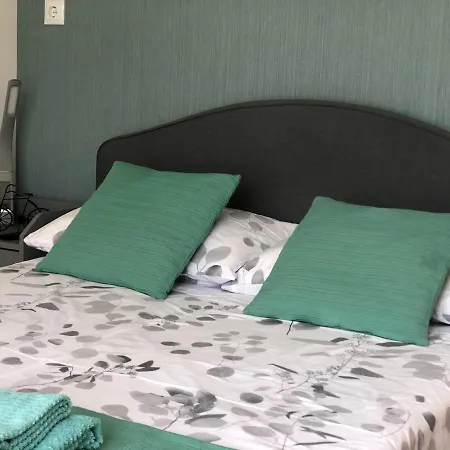 King's Tower By Ferias Em Figueira شقة فيغيورا دا فوز