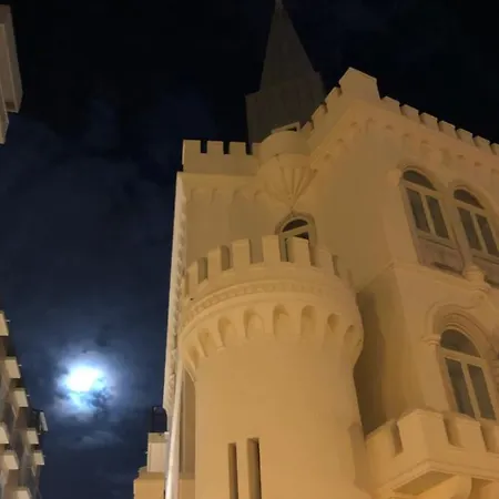 King's Tower By Ferias Em Figueira