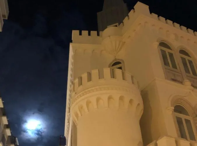 King's Tower By Ferias Em Figueira